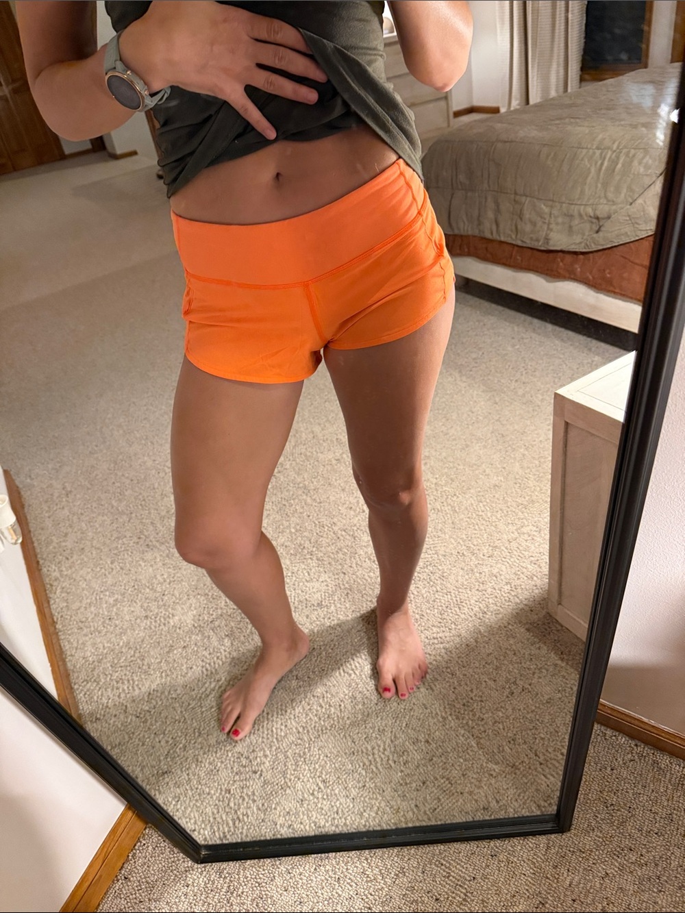 Lululemon orange speed up short 2.5 inch inseam